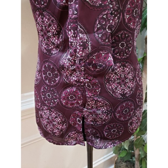 Apt. 9 Women's Purple Floral Polyester V-Neck Sleeveless Casual Top Blouse Large - Picture 3 of 11